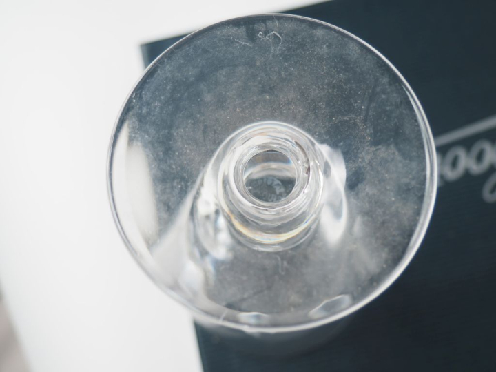 SAINT-LOUIS.  Partie de service de verres en cristal à décor de palmes