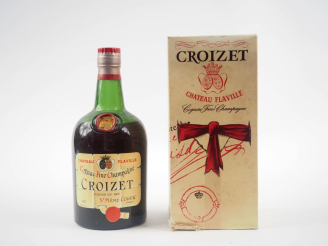 Vente aux enchères 1 VIEILLE BOUTEILLE COGNAC FINE CHAMPAGNE CROIZET 'CHÂTEAU FLAVILLE' -