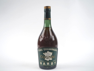 Vente aux enchères 1 VIEILLE BOUTEILLE COGNAC FINE CHAMPAGNE A. HARDY 