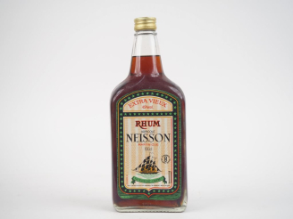 Vente aux enchères 1 BOUTEILLE (1 L) RHUM NEISSON EXTRA VIEUX THIEUBERT CARBET 45% 