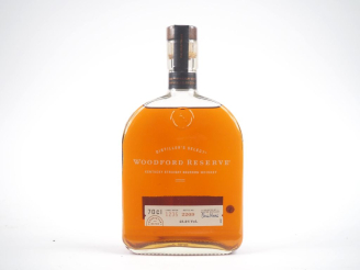 Vente aux enchères 1 BOUTEILLE WHISKY WOODFORD RESERVE BOTTLE N°2209 LABEL BATCH : 1235 4