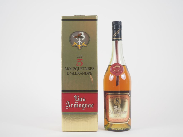 1 BOUTEILLE BAS ARMAGNAC 8 ANS D'ÂGE 'LES TROIS MOUSQUETAIRES D'ALEXAN