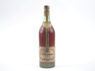 Vente aux enchères 1 VIEILLE BOUTEILLE FINE DU LANGUEDOC RAISSAC 