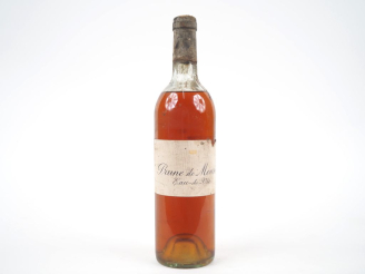 Vente aux enchères 1 VIEILLE BOUTEILLE EAU DE VIE DE PRUNE DE MOUTON ROTHSCHILD - MEP/ES/