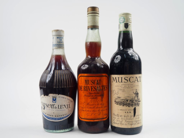 3 BOUTEILLES VDN : 1 MUSCAT DE LUNEL / 1 MUSCAT DE RIVESALTES / 1 MUSC