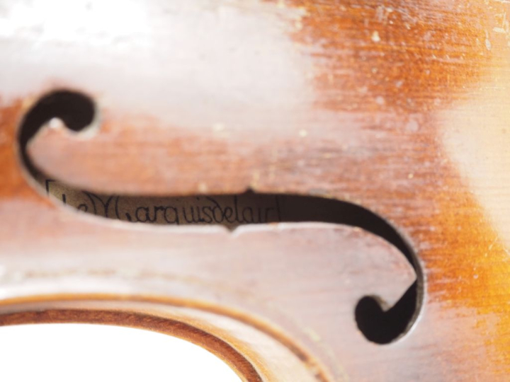 Violon fait à Mirecourt dans les ateliers Laberte Humbert modèle Marqu