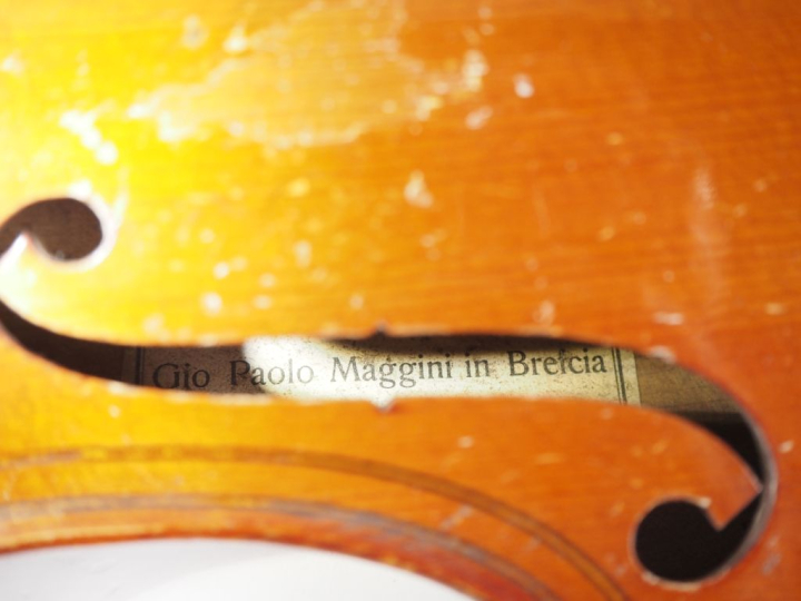 Violon français fait à Mirecourt vers 1920-1930 portant l'ériquette "G