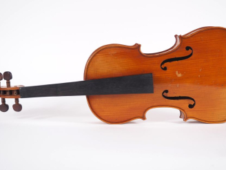 Vente aux enchères Violon fait à Mirecourt portant l'étiquette Mansuy vers 1930. Dim. 358