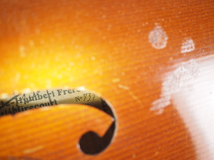 Violon fait à Mirecourt dans les ateliers Laberte-Humbert en 1925. Dim