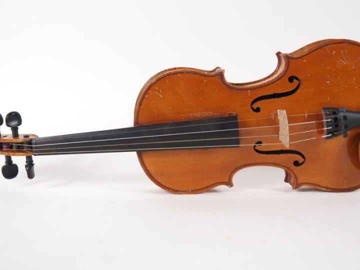 Violon 3/4 fait à Mirecourt vers 1925. Dim. 335 mm (prêt à jouer , en 