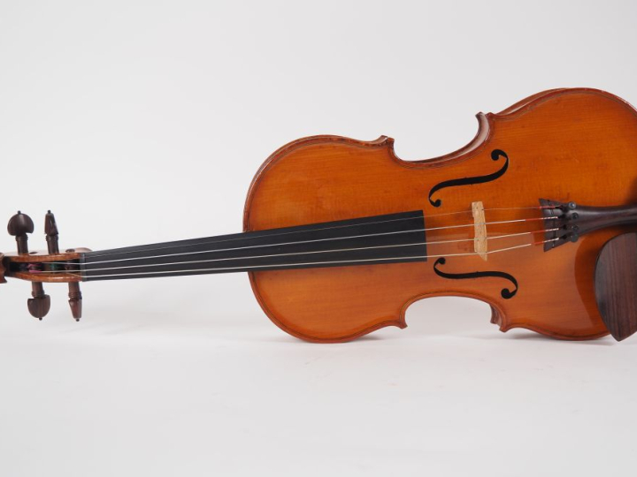 Violon fait à Mirecourt vers 1925 dans les ateliers Laberte Humbert. D