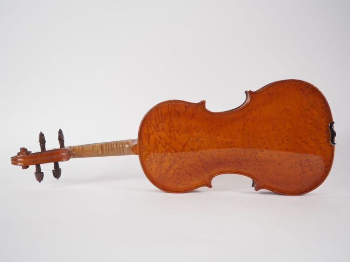 Violon fait à Mirecourt vers 1925 dans les ateliers Laberte Humbert. D
