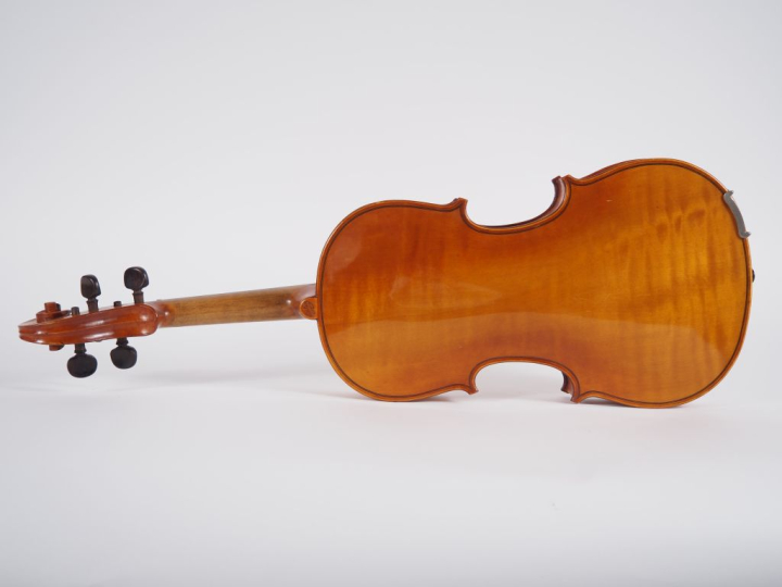 Violon d'étude fait à Mirecourt portant l'étiquette F. Breton lutherie