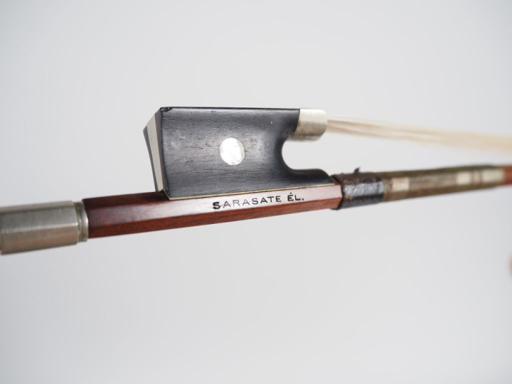 Archet de violon en pernambouc monté maillechort des atelier JTL certi
