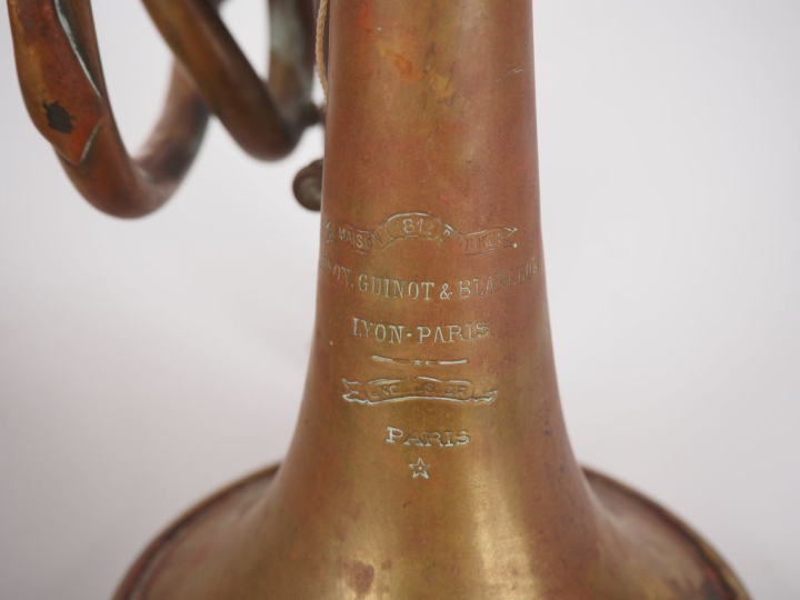 PELISSON GUINOT   BLANCHOD. Cornet à piston signé. (Manque)