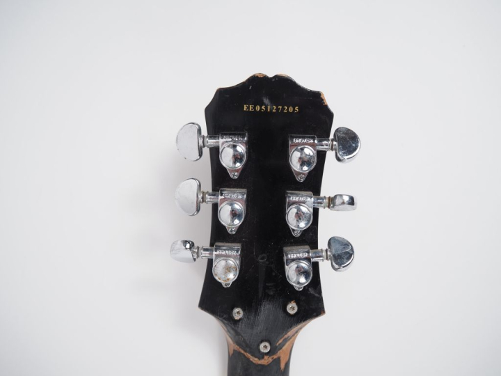 LES PAUL. Guitare électrique Epiphone standad. (Restaurée).  On y join