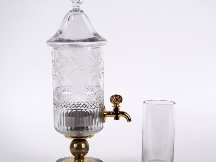 Fontaine à absinthe en verre et métal doré H. 38 cm