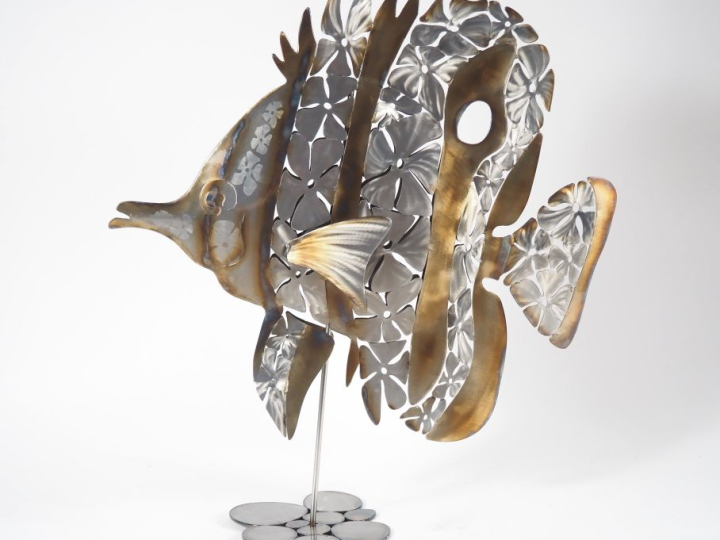 RYBA. "Poisson papillon Rostratus Flowers".  Sujet en métal ajouré H. 