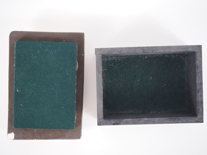 MITHE. ESPELT. Coffret à bijoux, couvercle en céramique bleu turquoise