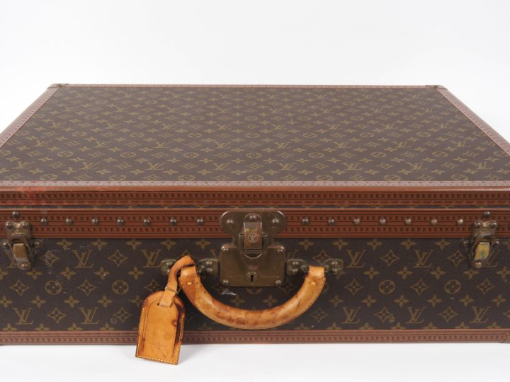 Louis VUITTON. Valise rigide Loziné Alzer, avec son plateau intérieur 