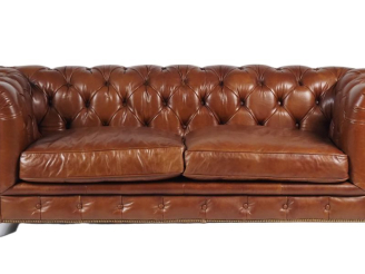 Vente aux enchères Canapé Chesterfield en cuir basane capitonné, trois places. (très bel 