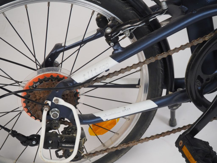 Vélo de ville pliant Tilt 500, avec son panier, très bel état