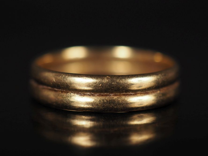 Bague double joncs en or jaune 750.  TDD. 54 Poids. 3,26 g