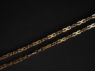 Vente aux enchères Collier souple en or jaune 750, maille fantaisie.  Long. 51,5 cm Poids