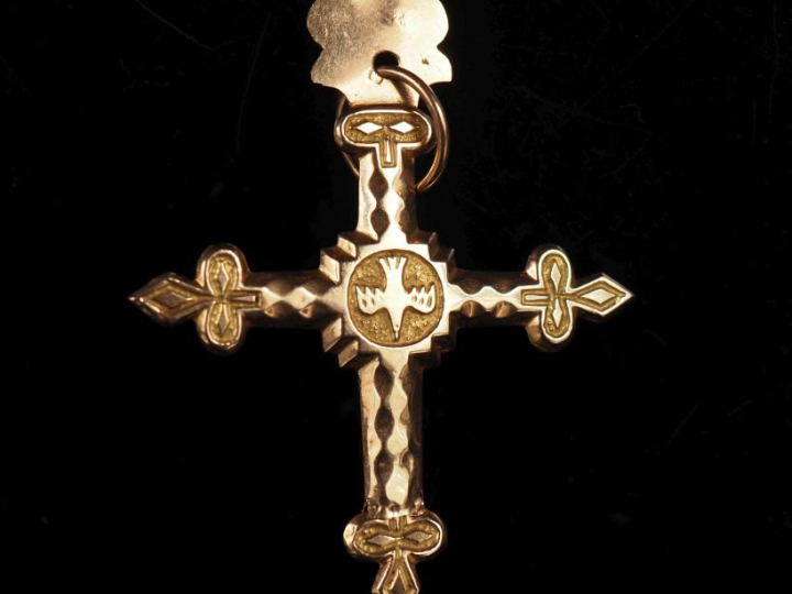 Pendentif en forme de croix en or jaune 585, à décor double faces de l