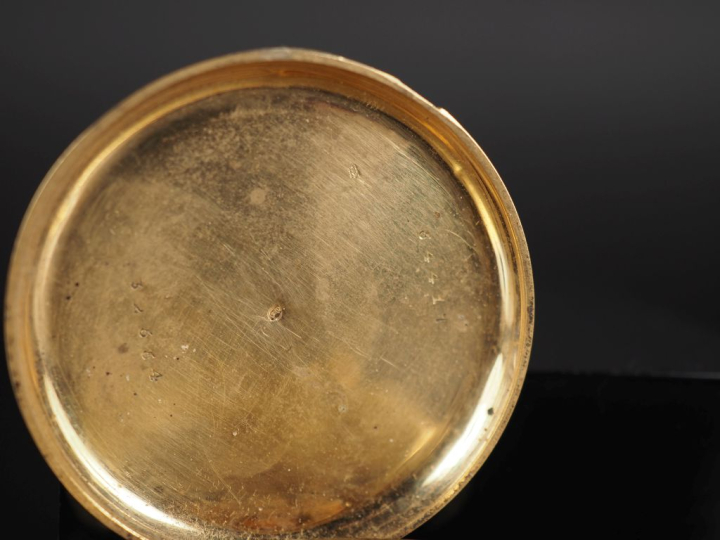 DUCOT à Bordeaux Numéro 32554 Montre de gousset Napoléon III en or jau
