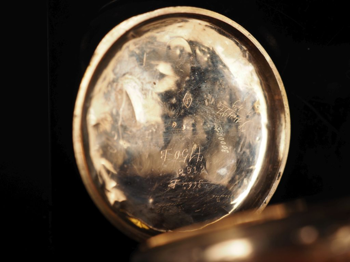 Montre de gousset Napoléon III en or jaune 750.  Cadran à chiffres ara