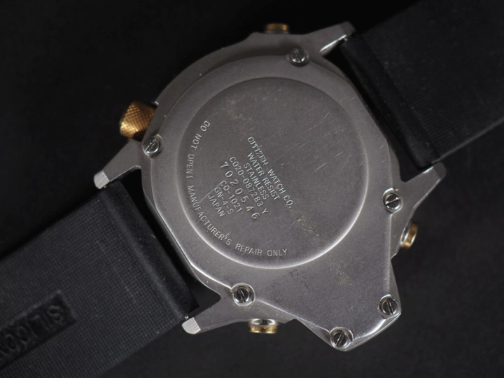 CITIZEN, Aqualand Montre de plongée en acier.  Cadran à index bâton po