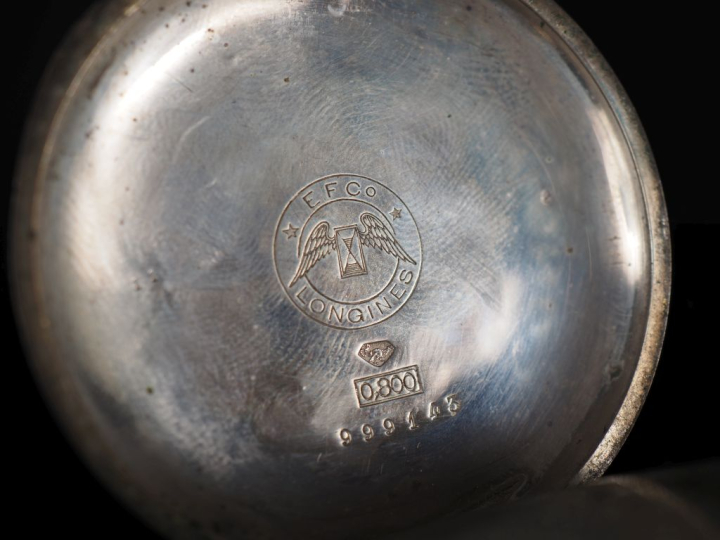 LONGINES Montre aveugle de gousset en argent 800. Cadran à chiffres ro