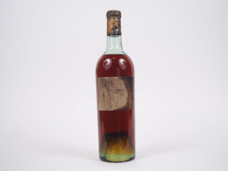 Vente aux enchères 1 BOUTEILLE CHÂTEAU HAUT PEYRAGUEY 1er CC SAUTERNES - 1916 - HEP/ÉTIQU