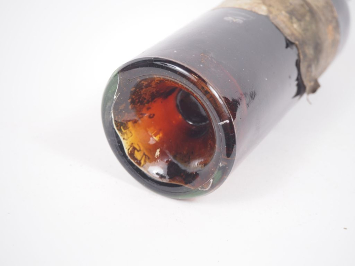 1 BOUTEILLE CHÂTEAU COUTET 1er CC SAUTERNES - 1937 - LB/ETA/ET/BOUCHON