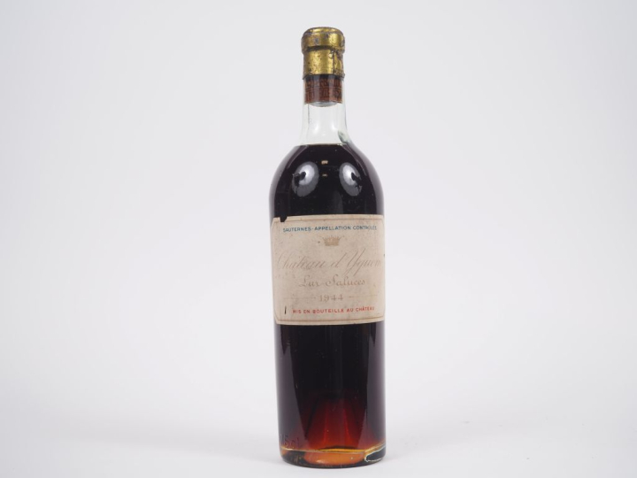 1 BOUTEILLE CHÂTEAU D'YQUEM 1er CCS SAUTERNES - 1944 - LB-HEP/CAPSULE 