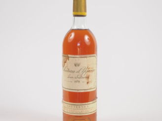 Vente aux enchères 1 BOUTEILLE CHÂTEAU D'YQUEM 1er CCS SAUTERNES - 1979 - LB-HEP/ET/CAPS 