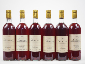 Vente aux enchères 6 BOUTEILLES DOMAINE ROUSSET PEYRAGUEY SAUTERNES - 1989 - 5 BG/1 LB 
