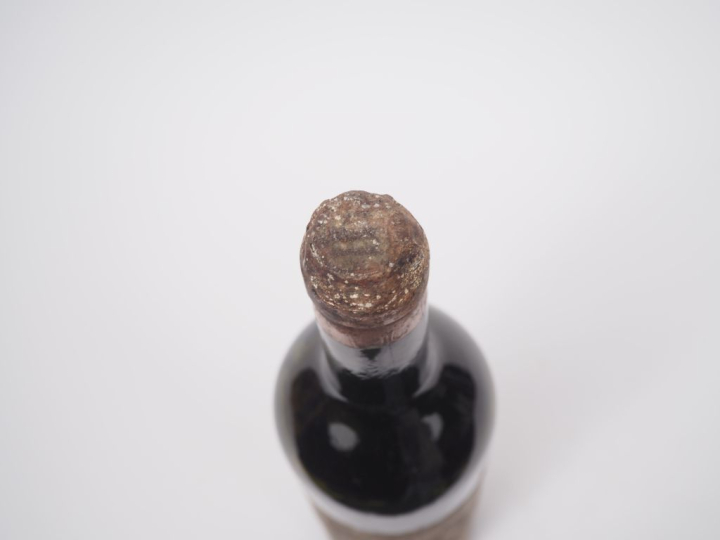 1 BOUTEILLE CHÂTEAU HAUT BRION 1er GCC GRAVES - 1921 (?) - VIDANGE/ETA