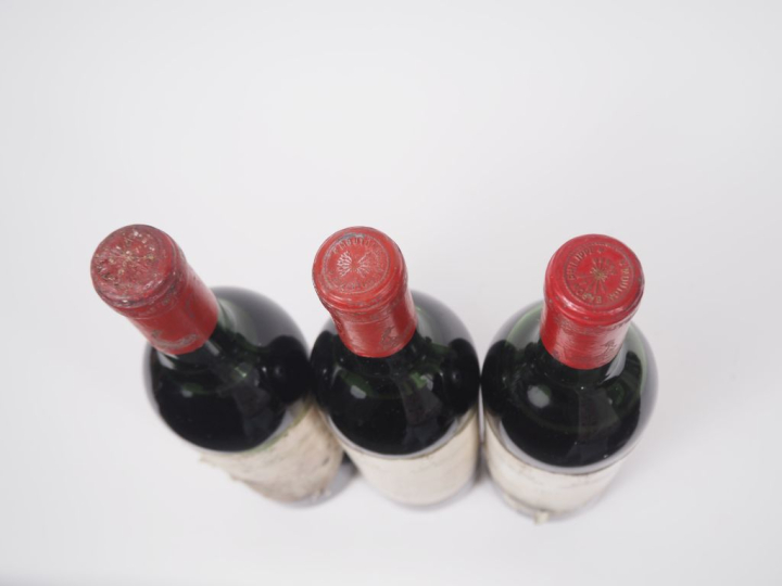 3 BOUTEILLES CHÂTEAU MOUTON BARON PHILIPPE GCC PAUILLAC - 1966 - 2 HEP