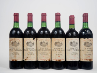 Vente aux enchères 6 BOUTEILLES CHÂTEAU HAUT PARDANAC PAUILLAC - 1979 - 3 BG/3 LB/ES 