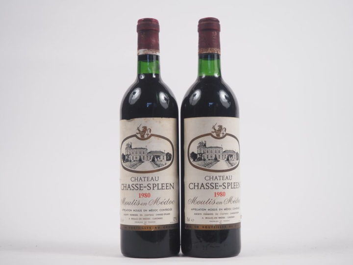 2 BOUTEILLES CHÂTEAU CHASSE SPLEEN MOULIS - 1980 - BG/ELS 