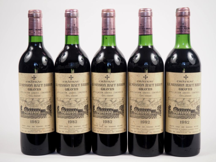 5 BOUTEILLES CHÂTEAU LA MISSION HAUT BRION GCC GRAVES - 1982 - 1 BG/1 