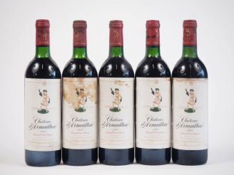 Vente aux enchères 5 BOUTEILLES CHÂTEAU D'ARMAILHAC GCC PAUILLAC - 1989 - LB/4 ET/CAPSULE
