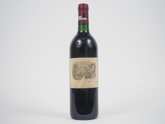 Vente aux enchères 1 BOUTEILLE CHÂTEAU LAFITE ROTHSCHILD 1er GCC PAUILLAC - 1992 - EA 
