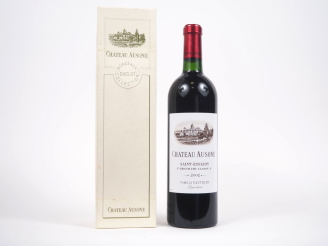 Vente aux enchères 1 BOUTEILLE CHÂTEAU AUSONE 1er GCC ST ÉMILION - 2002 - COFFRET DUCLOT 