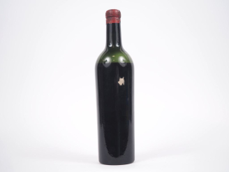 Vente aux enchères 1 VIEILLE BOUTEILLE CHÂTEAU MOUTON ROTHSCHILD 1er GCC PAUILLAC - NM - 