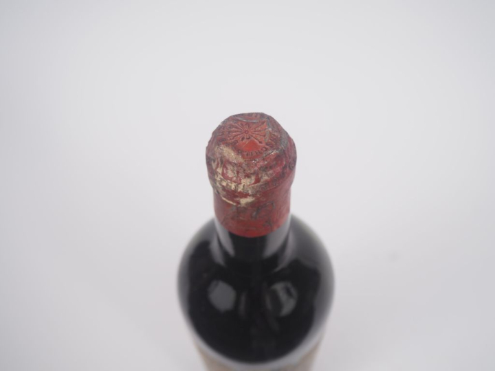 1 VIEILLE BOUTEILLE CHÂTEAU MOUTON ROTHSCHILD 1er GCC PAUILLAC - 192? 