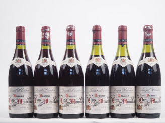 Vente aux enchères 6 BOUTEILLES BEAUNE "CLOS DES MOUCHES" JOSEPH DROUHIN - 1993 - 3 à 1,5