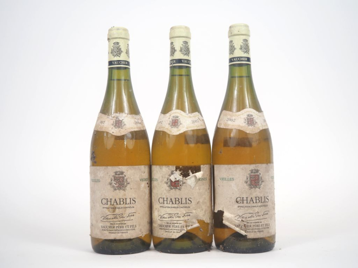 3 BOUTEILLES CHABLIS VAUCHER PÈRE ET FILS - 2002 - EA/BS 